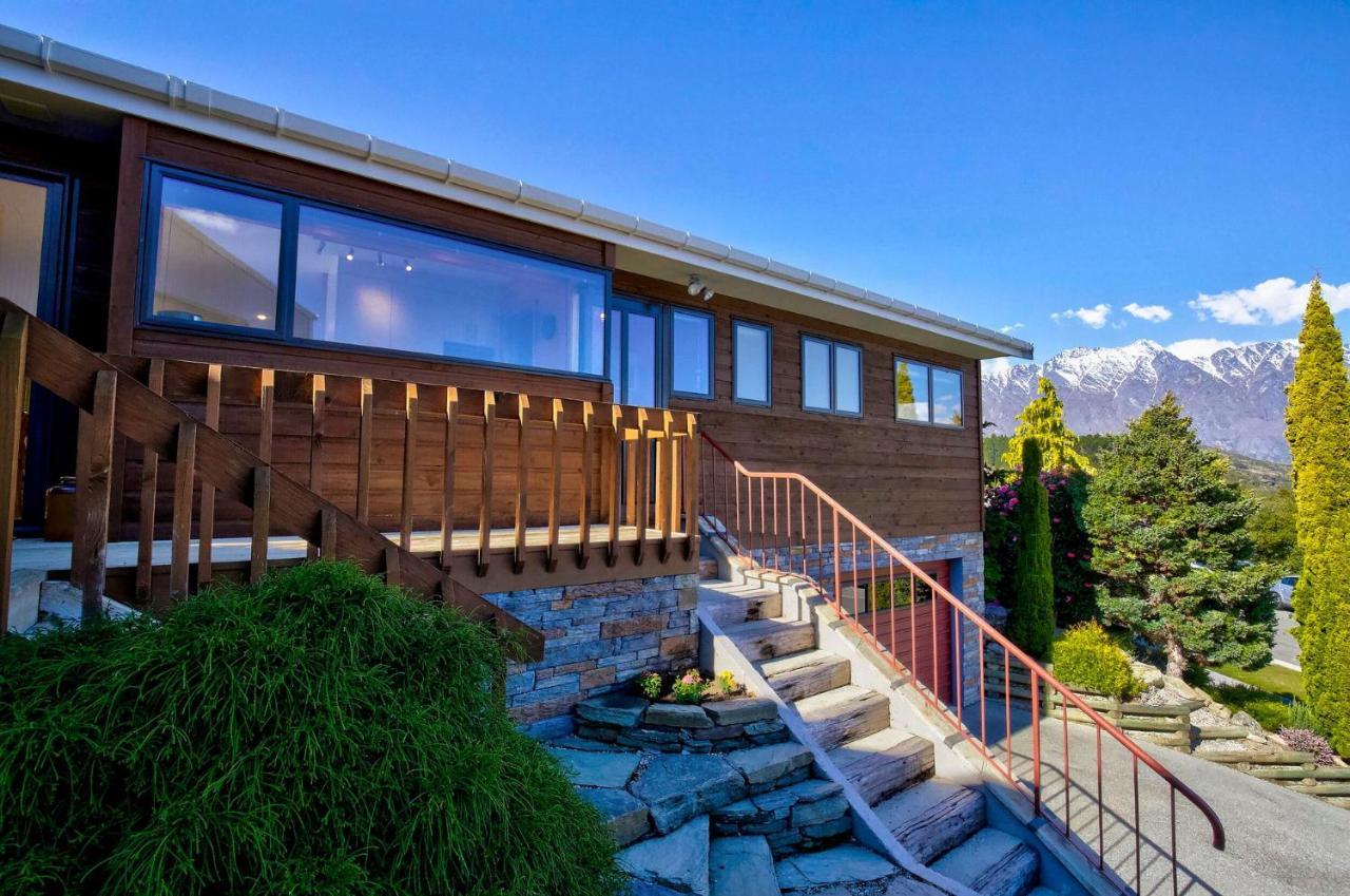 Villa Tranquil Heights Queenstown Exterior foto